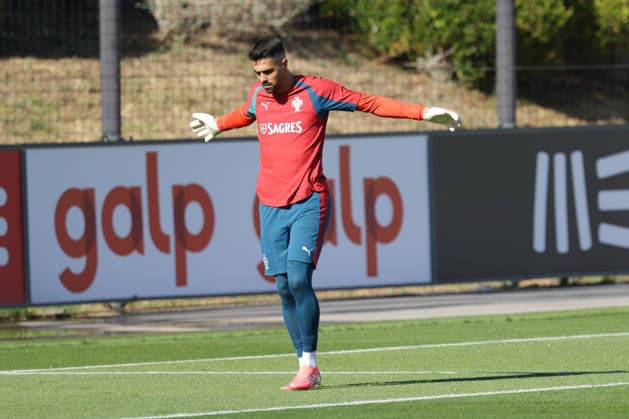 Training of the Portuguese national football team in the football city of Oeiras - Portugal, June 9, 2026, in Alges, Portugal. goalkeeper Diogo Costa (Portugal ,1)