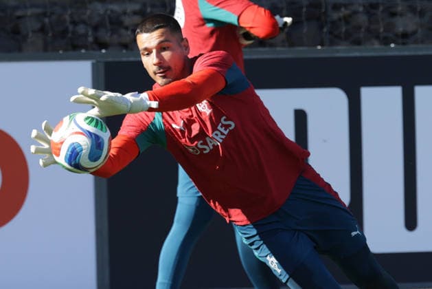 Training of the Portuguese national football team in the football city of Oeiras - Portugal, June 9, 2026, in Alges, Portugal. goalkeeper Ricardo Velho (Portugal )