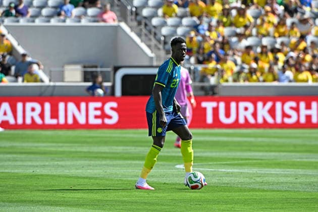 RECORD DATE NOT STATED 7th June, 2026; Snapdragon Stadium, San Diego, California, United States of America; International Friendly, Länderspiel, Nationalmannschaft Football, Colombia versus Jordan; Davinson Sanchez of Colombia controls the ball JulianxMedina DiaEsportivo