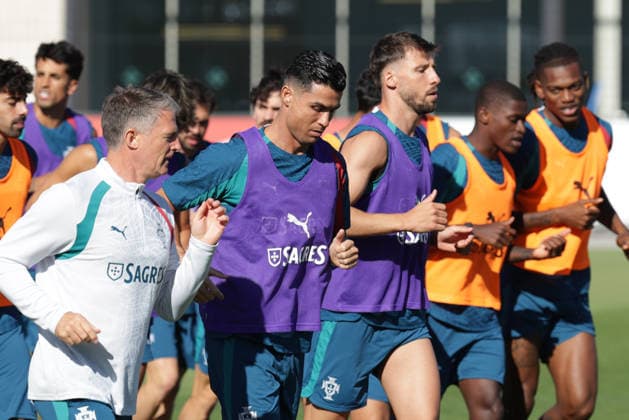 Training of the Portuguese national football team in the football city of Oeiras - Portugal, June 9, 2026, in Alges, Portugal. Cristiano Ronaldo (Portugal ,7), Ruben Dias (Portugal ,3)