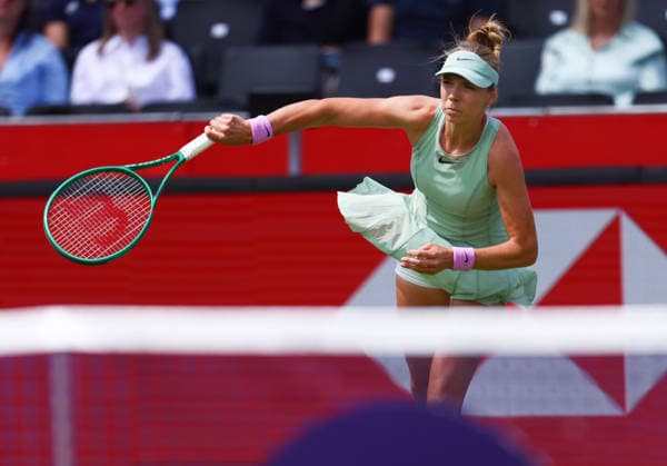 2026 HSBC Tennis Championships, Queens Club, London, UK - 09 06 2026 Katie Boulter (GBR) in action during her first round match agianst Leylah Fernandez (CAN) in the HSBC 2026 Championships at Queens Club in London London Queens Club London GBR Copyright: xMarkxGreenwoodx