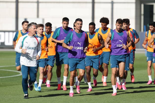 Training of the Portuguese national football team in the football city of Oeiras - Portugal, June 9, 2026, in Alges, Portugal. Francisco Conceicao (Portugal ,26), Goncalo Inacio (Portugal ,14), Cristiano Ronaldo (Portugal ,7), Nelson Semedo (Portugal ,2), Ruben Dias (Portugal ,3)