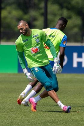 FIFA World Cup, WM, Weltmeisterschaft, Fussball 2026 preparations - Brazil training session Goalkeeper Weverton of Brazil participates in a training session in Morris Township, New Jersey, USA, 09 June 2026. Brazil are drawn in Group C of the upcoming FIFA World Cup 2026 starting on 11 June 2026 and running 19 July 2026. Morris Township New Jersey United States  Copyright: xOLGAxFEDOROVAx