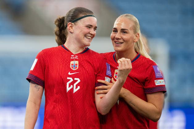 260609 Signe Gaupset and Cathinka Tandberg of Norway after the FIFA Women s World Cup Qualifier football match between Norway and Austria on June 9, 2026 in Oslo. Photo: Jon Olav Nesvold BILDBYRAN COP 217 MM0070 bbeng fotball soccer football fotboll FIFA World Cup, WM, Weltmeisterschaft, Fussball qualifiers vm-kvalifisering kvinner vm kvalik landskamp dam norge norway austria osterrike
