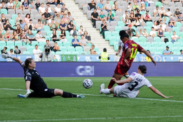 09.06.2026, xgrfx, Fussball WM Qualifikation Frauen, Slowenien - Deutschland v.l. Tor, Shekiera Martinez zum 0:2 (Deutsche Frauennationalmannschaft) (DFL DFB REGULATIONS PROHIBIT ANY USE OF PHOTOGRAPHS as IMAGE SEQUENCES and or QUASI-VIDEO) Ljubljana