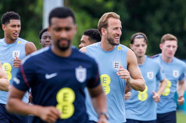 FIFA World Cup, WM, Weltmeisterschaft, Fussball 2026 preparations - England training session Harry Kane (C) of England and teammates attend a training session in Palm Beach Gardens, Florida, USA, 09 June 2026. England are drawn in Group L of the upcoming FIFA World Cup 2026 starting on 11 June 2026 and running until 19 July 2026. PALM BEACH GARDENS FLORIDA United States  Copyright: xCRISTOBALxHERRERA-ULASHKEVICHx