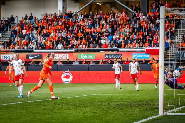 ALMELO , 09-06-2026 , Stadium Asito , season 2025 2026 , UEFA worldcup qualification football , match between The Netherlands and Poland (women) , picture shows Netherlands player Wieke Kaptein scores the 1-0 Netherlands - Poland (women)  x204270301x Copyright: