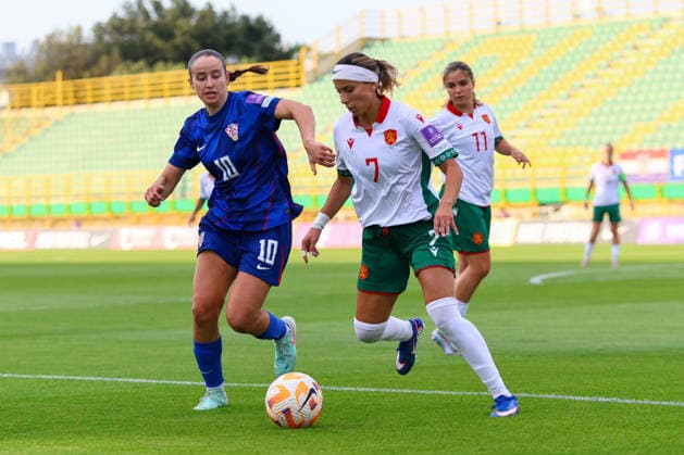 Croatia v Bulgaria: FIFA Women s World Cup 2027 Qualifiers Bianca Galic of Croatia and Evdokiya Popadinova of Bulgaria competes for the ball during the FIFA Women s World Cup 2027 Qualifier match match between Croatia and Bulgaria at Aldo Drosina Stadium on June 09, 2026. in Pula, Croatia.  SreckoxNiketic PIXSELL