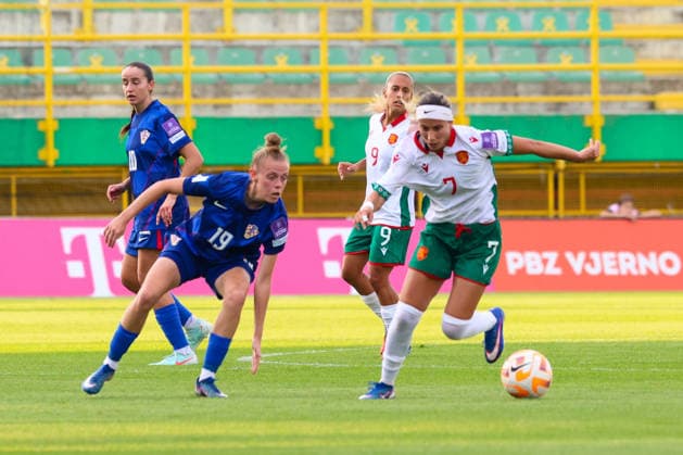 Croatia v Bulgaria: FIFA Women s World Cup 2027 Qualifiers Janja Canjevac of Crotia and Evdokiya Popadinova of Bulgaria during the FIFA Women s World Cup 2027 Qualifier match match between Croatia and Bulgaria at Aldo Drosina Stadium on June 09, 2026. in Pula, Croatia.  SreckoxNiketic PIXSELL