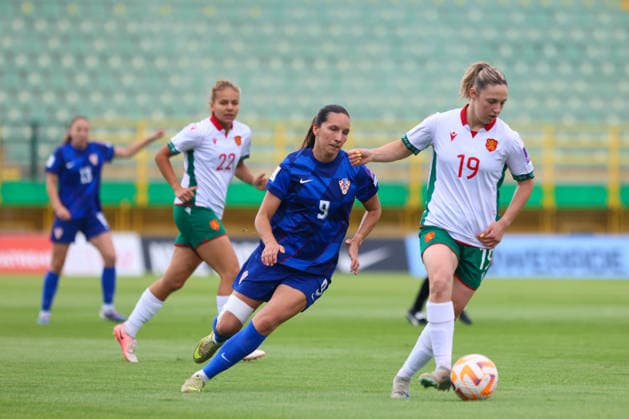 Croatia v Bulgaria: FIFA Women s World Cup 2027 Qualifiers Ivana Rudelic of Croatia and Yoana Stankova of Bulgaria competes for the ball during the FIFA Women s World Cup 2027 Qualifier match match between Croatia and Bulgaria at Aldo Drosina Stadium on June 09, 2026. in Pula, Croatia.  SreckoxNiketic PIXSELL