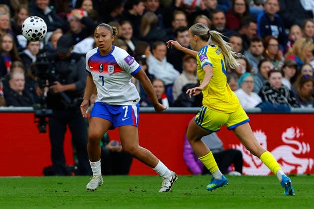 England Women v Ukraine Women, Liverpool, UK - 9 June 2026 Lauren James of England feels pressure from Yana Kotyk of Ukraine during the FIFA Women™s World Cup 2027 qualifying group match between England and Ukraine at Hill Dickinson Stadium on 9 June 2026 in Liverpool, England (Photo by Steve Taylor PPAUK) Bramley-Moore Dock Hill Dickinson Stadium Liverpool England Copyright: xStevexTaylor PPAUKx PPA-280596