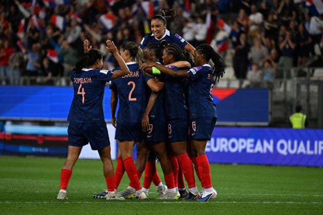 Football FÃ minin : France F vs Irlande F- qualification coupe du monde - 09 06 2026 Melvine MALARD of France scoring goal during the Women s World Cup qualifying match between France F and Irland F at Alpes stadium Grenoble on June 09 2026 , France GRENOBLEFrance  Copyright: xMouradxAllilix