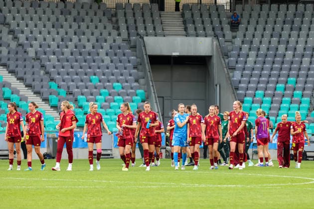 Ljubljana, Slowenien: 09.06. 2026 - Länderspiel - WM-Qualifikation der Frauen - Slowenien vs. Deutschland Im Bild: Die Spielerinnen der deutschen Fußballnationalmannschaft der Frauen auf dem Weg zu den mitgereisten Deutschland Fans nach dem Sieg gegen Slowenien