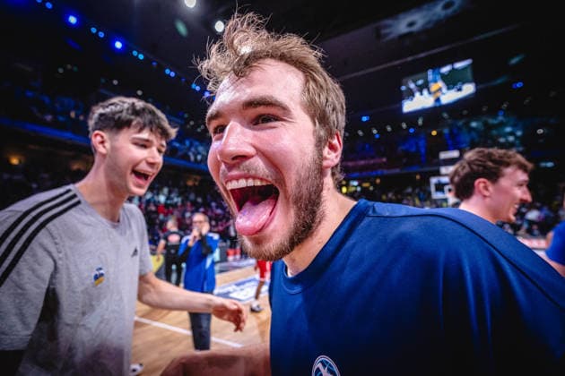 Basketball Berlin 019.06.2026 Saison 2025 2026 EasyCredit BBL 1. Bundesliga Männer, Herren Playoffs Halbfinale Spiel 5 Alba Berlin - BMA365 Bamberg Baskets Alba gewinnt Malte Delow (Alba Berlin, No.06)