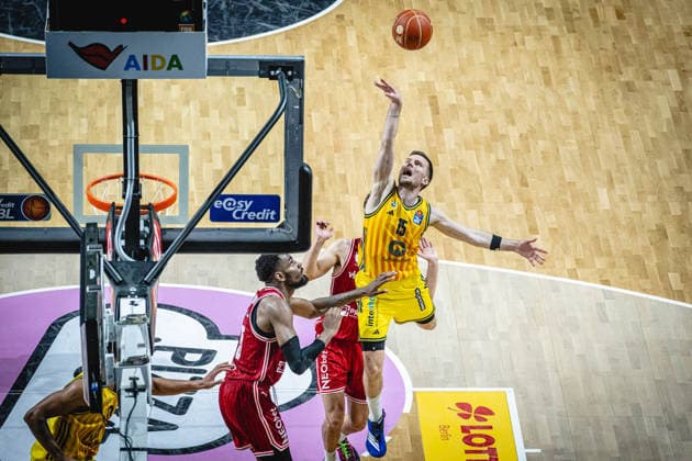 Basketball Berlin 019.06.2026 Saison 2025 2026 EasyCredit BBL 1. Bundesliga Männer, Herren Playoffs Halbfinale Spiel 5 Alba Berlin - BMA365 Bamberg Baskets Martin Hermannsson (Alba Berlin, No.15)