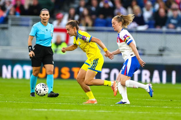 RECORD DATE NOT STATED 9th June 2026; Hill Dickinson Stadium, Liverpool, Merseyside, England; Womens World Cup Qualifier Football, England versus Ukraine; Yelyzaveta Molodyuk of Ukraine Women tracked by Keira Walsh of England Women RogerxEvans