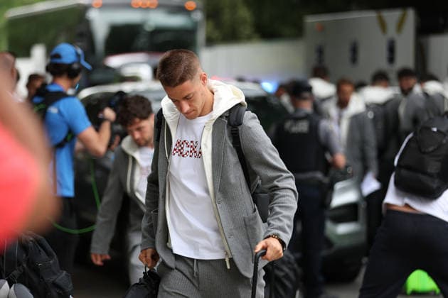 Croatia National Football Team arrive in Alexandria - FIFA World Cup, WM, Weltmeisterschaft, Fussball 2026 Mario Pasalic of Croatia arrive at AKA Hotel on June 09, 2026 in Alexandria, Virginia.  IgorxKralj PIXSELL