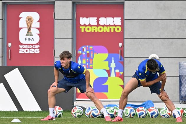 June 9, 2026, Toronto, On, Canada: Players from Bosnia and Herzegovina practice during a World Cup training session in Toronto, on Tuesday, June 9, 2026. Canada News - June 9, 2026  - ZUMAc35_ 20260609_zaf_c35_129 Copyright: xJonxBlackerx