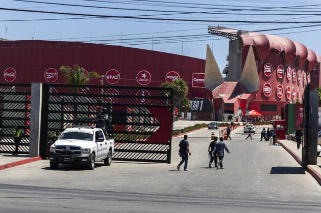 Mexican National Guard increases security for Iran s 2026 FIFA World Cup, WM, Weltmeisterschaft, Fussball training camp TIJUANA, MEXICO - JUNE 09: Members of the Mexican National Guard stand watch outside the Caliente Stadium to secure the training camp of the Iranian National Football Team in Tijuana, Mexico, on Tuesday, June 09, 2026. Security measures have been heightened inside and outside the sports complex to ensure the safety of the squad as they prepare for their upcoming matches in the 2026 FIFA World Cup. Carlos Heredia Anadolu Tijuana Mexico. Editorial use only. Please get in touch for any other usage.  Copyright: x2026xAnadoluxCarlosxHerediax