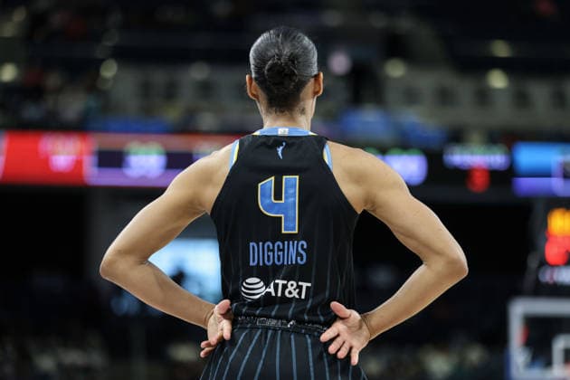 CHICAGO, USA - June 9: Skylar Diggins (4 Chicago Sky) is seen during the WNBA, Basketball Damen, USA Commissionerâ€™s Cup game between the Chicago Sky and Atlanta Dream at Wintrust Arena on Tuesday, June 9 in Chicago, USA  Copyright: xShainaxBenhiyoun SPPx Sportspressphoto_SPR164203
