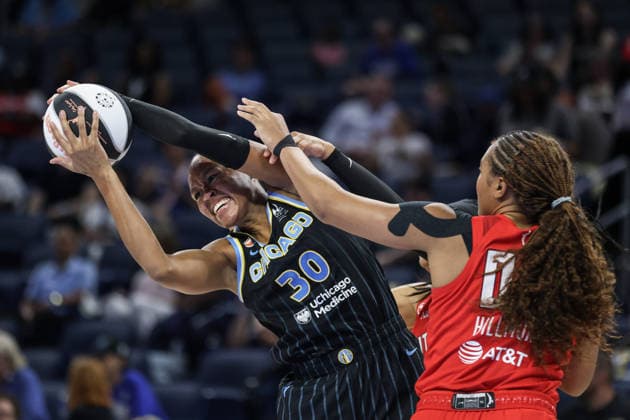 CHICAGO, USA - June 9: Azura Stevens (30 Chicago Sky) in action during the WNBA, Basketball Damen, USA Commissionerâ€™s Cup game between the Chicago Sky and Atlanta Dream at Wintrust Arena on Tuesday, June 9 in Chicago, USA  Copyright: xShainaxBenhiyoun SPPx Sportspressphoto_SPR164206