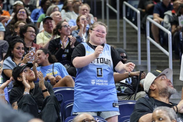 CHICAGO, USA - June 9: Chicago Sky fan is seen during the WNBA, Basketball Damen, USA Commissionerâ€™s Cup game between the Chicago Sky and Atlanta Dream at Wintrust Arena on Tuesday, June 9 in Chicago, USA  Copyright: xShainaxBenhiyoun SPPx Sportspressphoto_SPR164217