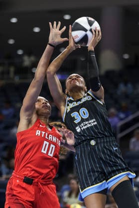 CHICAGO, USA - June 9: Azura Stevens (30 Chicago Sky) shoots the ball during the WNBA, Basketball Damen, USA Commissionerâ€™s Cup game between the Chicago Sky and Atlanta Dream at Wintrust Arena on Tuesday, June 9 in Chicago, USA  Copyright: xShainaxBenhiyoun SPPx Sportspressphoto_SPR164218