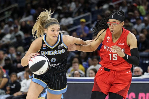 CHICAGO, USA - June 9: Jacy Sheldon (0 Chicago Sky) drives to the basket during the WNBA, Basketball Damen, USA Commissionerâ€™s Cup game between the Chicago Sky and Atlanta Dream at Wintrust Arena on Tuesday, June 9 in Chicago, USA  Copyright: xShainaxBenhiyoun SPPx Sportspressphoto_SPR164221