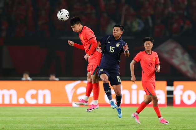 JINHUA, CHINA - JUNE 09: Wang Yudong of Team China heads the ball during CFA Team China International Football Competition Jinhua 2026 between China and Thailand at Jinhua Sports Centre Stadium on June 9, 2026 in Jinhua, Zhejiang Province of China.  Copyright: xWuxZhizhaox 111647152947