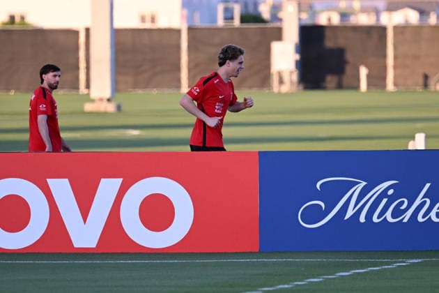 Turkiye continues World Cup preparations in Arizona ahead of Australia opener MESA, ARIZONA, US - JUNE 09: Kenan Yildiz of the Turkish national football team attends the training session at the Arizona Athletic Grounds in Mesa, Arizona, United States on June 09, 2026. Turkiye s national football team continued its preparations for the 2026 FIFA World Cup, WM, Weltmeisterschaft, Fussball with a training session. Turkiye will open Group D play against Australia on June 13 at BC Place Stadium in Vancouver, Canada at 9 p.m. local time (0400GMT on June 14). Tayfun Coskun Anadolu Arizona United States. Editorial use only. Please get in touch for any other usage.  Copyright: x2026xAnadoluxTayfunxCoskunx