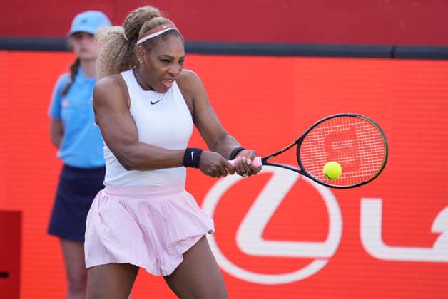 HSBC Championships - Day Two Serena Williams competes during the round of 16 doubles match at The HSBC Championships 2026 women s tennis tournament at The Queen s Club in London, England, on June 9, 2026. London Greater London United Kingdom  Copyright: xOwenxHammondx originalFilename:hammond-thehsbcc260609_np4DB.jpg