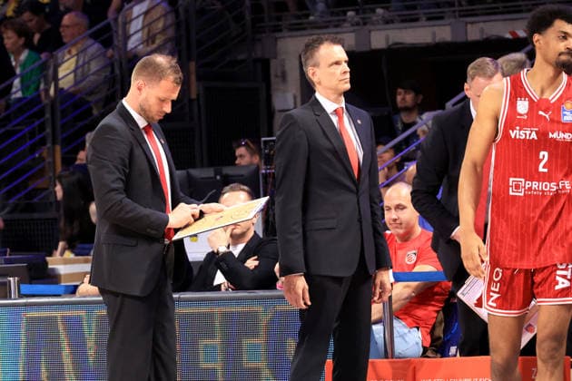 DEU, easyCredit BBL, ALBA vs. Bamberg, 09.06.2026, Max-Schmeling-Halle, Berlin, DEU, easyCredit BBL, ALBA vs. Bamberg, im Bild Head Coach Anton Gavel (Bamberg)