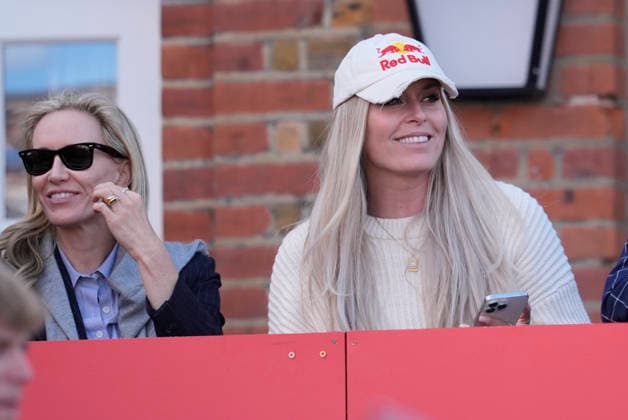 HSBC Championships - Day Two Lindsey Vonn, American alpine ski racer and three-time World Cup overall champion, watches Serena Williams and Victoria Mboko during their Round of 16 doubles match at The HSBC Championships 2026 Women s tennis tournament at The Queen s Club in London, England, on June 9, 2026. London Greater London United Kingdom  Copyright: xOwenxHammondx originalFilename:hammond-thehsbcc260609_npOyK.jpg