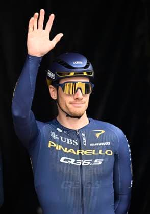 Circuit Franco Belge 2026 Cycling Race MONT-DE-L ENCLUS, BELGIUM - JUNE 10 : Bennett Sam (IRL) of Pinarello Q36.5 Pro Cycling Team during the 85th edition of Circuit Franco Belge an UCI ProSeries 1.Pro one day cycling road race for Men Elite of 195.6 km with start in Tournai and finish in Mont-de-L enclus on June 10, 2026 in Mont-de-L enclus, Belgium, 10 06 2026 ( Motordriver Stephan Boone - Mont-de-L enclus Belgium  Copyright: xTomasxSiskx