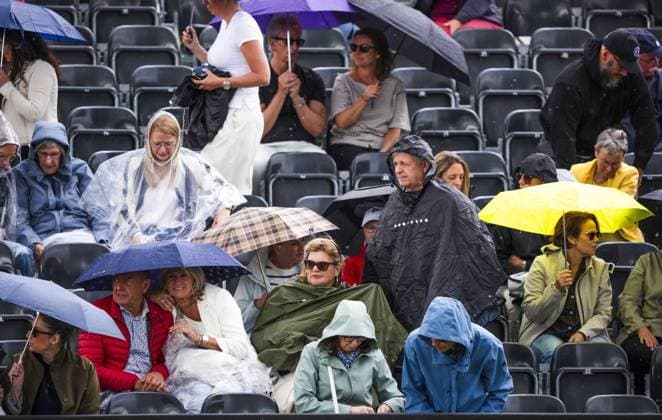 DEN BOSCH - Rain during the LibÃ ma Open 2026. The combined ATP, Tennis Herren WTA, Tennis Damen tournament is being held on the event grounds of the former Autotron car theme park. FREEK VAN DEN BERGH ANP xVIxANPxSportx xxANPxIVx 560638633 originalFilename: 560638633.jpg