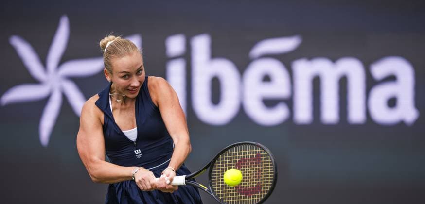DEN BOSCH - Anastasia Potapova during the WTA, Tennis Damen singles match against Suzan Lamens at the LibÃ ma Open 2026. The combined ATP, Tennis Herren WTA tournament is being held on the event grounds of the former Autotron car theme park. FREEK VAN DEN BERGH ANP xVIxANPxSportx xxANPxIVx 560638673 originalFilename: 560638673.jpg