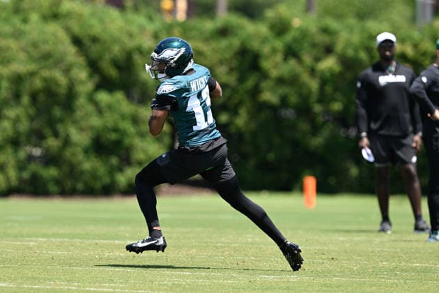 PHILADELPHIA, PA - JUNE 09: Philadelphia Eagles wide receiver Dontayvion Wicks 13 catches the ball during the Philadelphia Eagles off season minicamp on June 9th, 2026 at the Jefferson Health Training Complex in Philadelphia, PA. (Photo by Terence Lewis Icon Sportswire) NFL, American Football Herren, USA JUN 09 Philadelphia Eagles Minicamp EDITORIAL USE ONLY Icon260609095