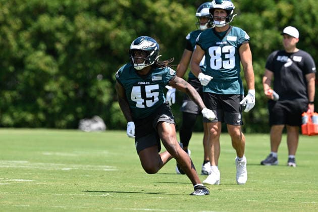 PHILADELPHIA, PA - JUNE 09: Philadelphia Eagles tight end Dae™Quan Wright 45 catches the ball during the Philadelphia Eagles off season minicamp on June 9th, 2026 at the Jefferson Health Training Complex in Philadelphia, PA. (Photo by Terence Lewis Icon Sportswire) NFL, American Football Herren, USA JUN 09 Philadelphia Eagles Minicamp EDITORIAL USE ONLY Icon260609099