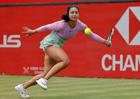 RECORD DATE NOT STATED 10th June 2026; HSBC Championships, Queens Club, West Kensington, London, England; HSBC Championships Tennis, Day One; Alexandra Eala (PHI) plays a forehand shot against Iva Jovic (USA) HongboxChen