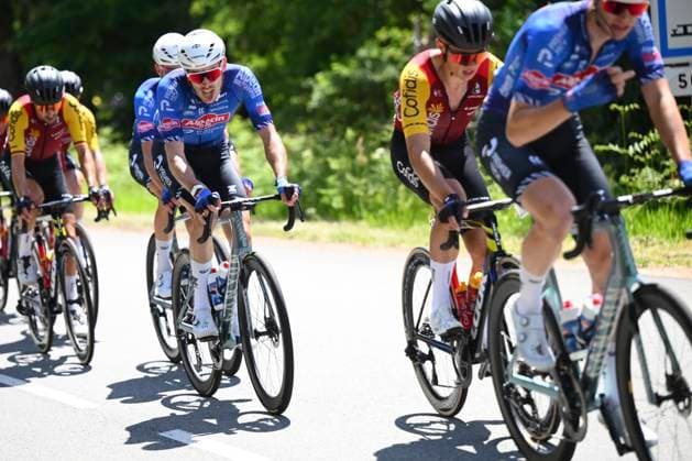 Tour Auvergne - Rhone-Alpes 2026 Stage 4 MONTROND-LES-BAINS, FRANCE - JUNE 10 : Gogl Michael (AUT) of Alpecin - Premier Tech during stage 4 of the 78th edition of Tour Auvergne - Rhone-Alpes an UCI World Tour 2.UWT cycling road race stage for Men Elite of 167.4 km with start in Le Puy-en-Velay and finish in Montrond-les-Bains on June 10, 2026 in Montrond-les-Bains, France, 10 06 2026 ( Motordriver Guy De Vuyst - Montrond-les-Bains France  Copyright: xVincentxKalutx