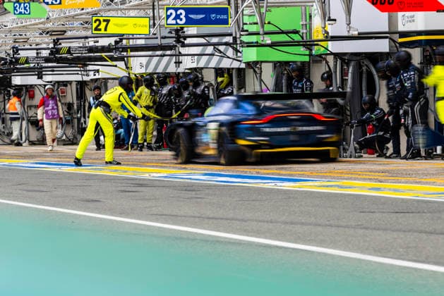 24 HEURES DU MANS 2026 - FREE PRACTICE AND QUALIFIYING SESSION 27 JAMES Ian (usa), ROBICHON Zacharie (can), DRUDI Mattia (ita), Heart of Racing Team, Aston Martin Vantage AMR LMGT3 27, LM GT3, pitstop, arrÃªt aux stands during the Free Practice and Qualifying session of the 24 Hours of Le Mans 2026, 3rd round of the 2026 FIA World Endurance Championship, from June 10 to 11, 2026 on the Circuit des 24 Heures du Mans in Le Mans, France - Le MansFrance  Copyright: xCharlyxLopezx