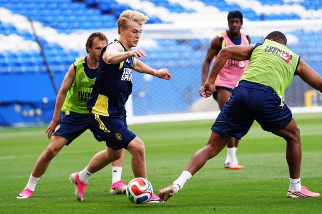 DALLAS, SVERIGE 20260610 Sveriges Lucas Bergvall när herrlandslaget tränar pa FC Dallas Stadium under onsdagen inför starten av fotbolls-VM.
