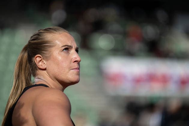 260610 Fanny Roos of Sweden during warm-ups ahead of women™s shot put during the Diamond League athletics competition Bislett Games on June 10, 2026 in Oslo. Photo: Jon Olav Nesvold BILDBYRAN COP 217 MM0071 bbeng friidrett friidrott athletics diamond league bislett games 2026 bislett games norge norway