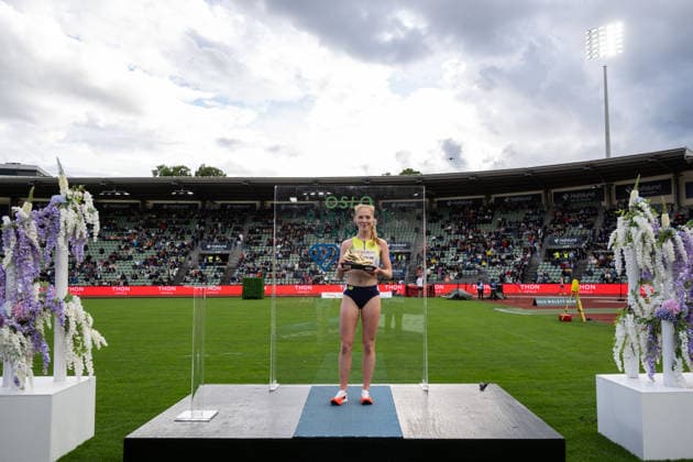 260610 Andrea Nygard Vie of Norway receives an award during the Diamond League athletics competition Bislett Games on June 10, 2026 in Oslo. Photo: Jon Olav Nesvold BILDBYRAN COP 217 MM0071 bbeng friidrett friidrott athletics diamond league bislett games 2026 bislett games norge norway