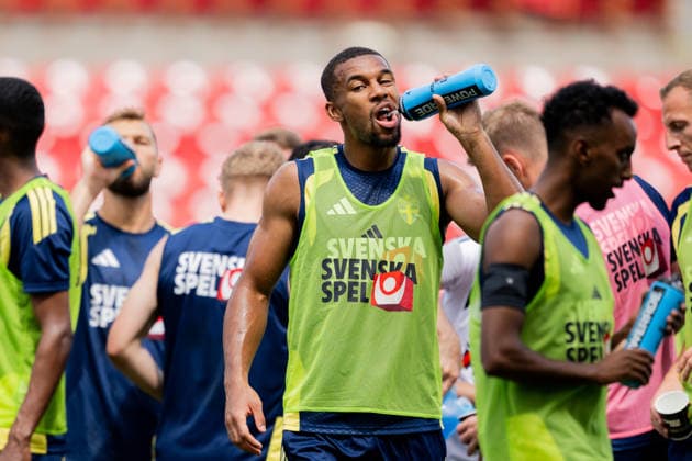 260610 Isak Hien of the Swedish national football team at a training session during day -1 of the FIFA World Cup, WM, Weltmeisterschaft, Fussball 2026 on June 10, 2026 in Dallas. Photo: Petter Arvidson BILDBYRAN kod PA PA1227 fotboll football soccer fotball vm fotbolls-vm fotball-vm fotbolls-vm 2026 fifa world cup 2026 träning practice training sverige sweden sverige a day -1 bbeng
