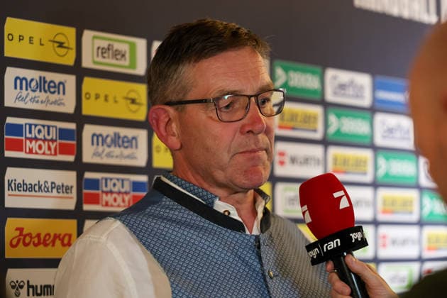 Alfred Gislason (Bundestrainer, DHB, Deutschland) beim Interview nach der Auslosung, GER, Auslosung zur IHF Handball-Weltmeisterschaft der Maenner 2027, 10.06.2026, GER, Auslosung zur IHF Handball-Weltmeisterschaft der Maenner 2027, 10.06.2026 Muenchen