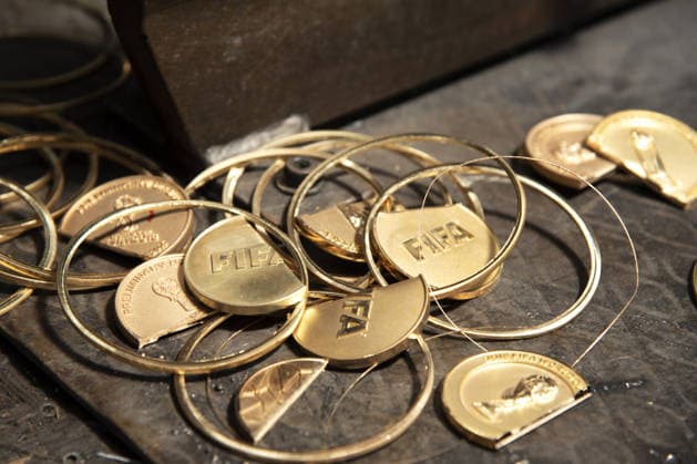 FIFA World Cup, WM, Weltmeisterschaft, Fussball Medaglie, Medals, GDE Bertoni, Azione, Action, Primo piano, Close up PRODUZIONE E REALIZZAZIONE DELLA FIFA WORLD CUP