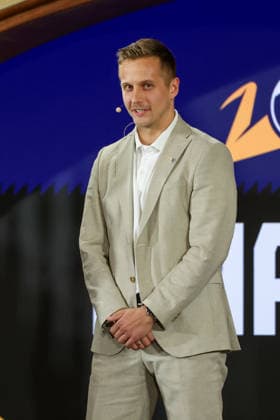 Dominik Kahun (Eishockeyspieler), GER, Auslosung zur IHF Handball-Weltmeisterschaft der Maenner 2027, 10.06.2026, GER, Auslosung zur IHF Handball-Weltmeisterschaft der Maenner 2027, 10.06.2026 Muenchen