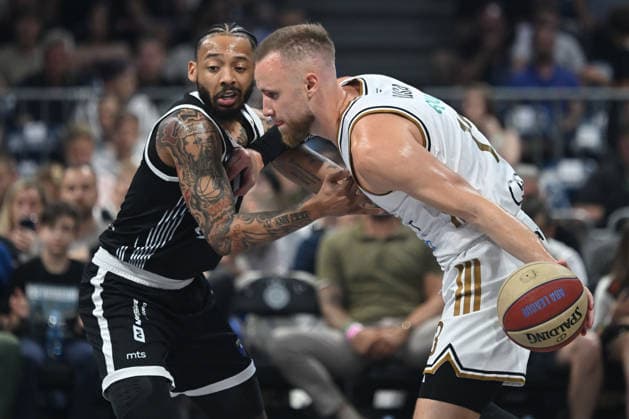 PARTIZAN vs DUBAI BASKETBALL DZANAN MUSA vs CARLIK JONES Karlik Dzons basketball Partizan vs Dubai basketball playoffs finals of Adriatic ABA league at Beogradska arena, Belrade 10.06.2026 Foto: BASKETBALL, PLAYOFFS FINALS, ADRIATIC ABA LEAGUE, PARTIZAN, DUBAI BASKETBALL Belgrade Belgrade arena Serbia Copyright: xMarkoxMetlas xMNxPressx