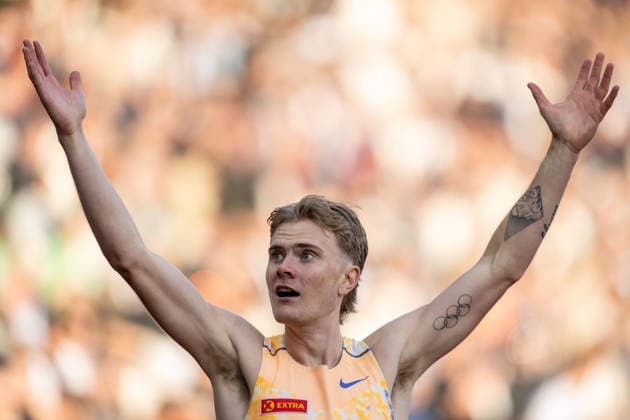 260610 Tobias Gronstad of Norway celebrates after competing in men™s 800 meter during the Diamond League athletics competition Bislett Games on June 10, 2026 in Oslo. Photo: Marius Simensen BILDBYRAN COP 238 MM0071 bbeng friidrett friidrott athletics diamond league bislett games 2026 bislett games norge norway jubel